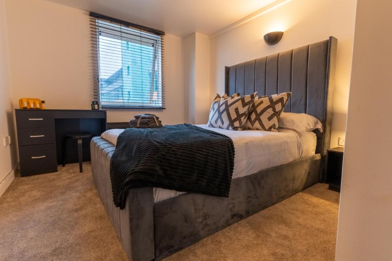 Jpg Theatre Suite - High Floor Mcr Luxe Apartment W Balcony Canal Views แมนเชสเตอร์ ภายนอก รูปภาพ