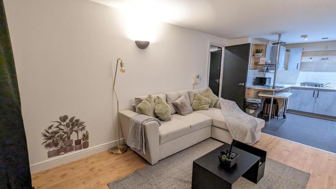 Jpg Theatre Suite - High Floor Mcr Luxe Apartment W Balcony Canal Views แมนเชสเตอร์ ภายนอก รูปภาพ